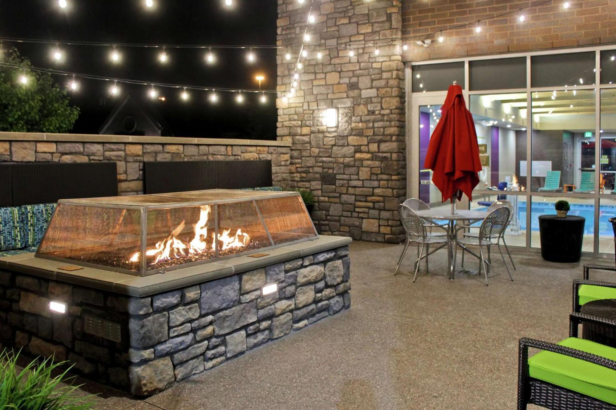 Home2 Suites By Hilton Stow Akron Exterior foto